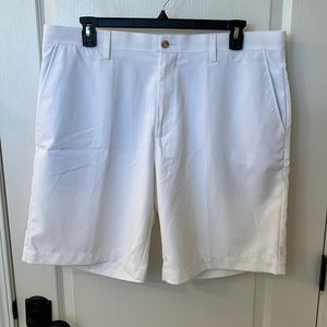 Callaway Men’s White Golf Shorts Size 40